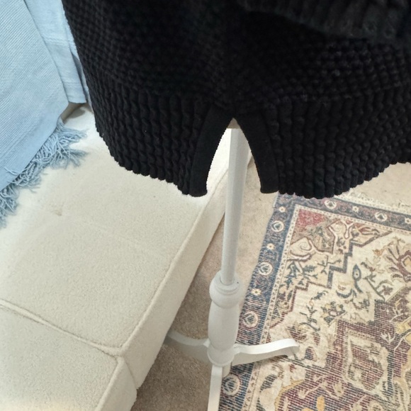 Cozy Lands’ End Black Turtleneck Sweater - Petite Medium - Picture 5 of 11